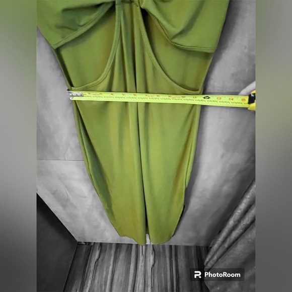 SHEIN green dress, slit on side - Picture 4 of 5